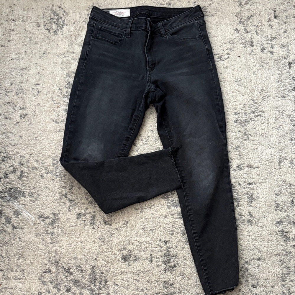 GAP Faded Black Ankle Jeans